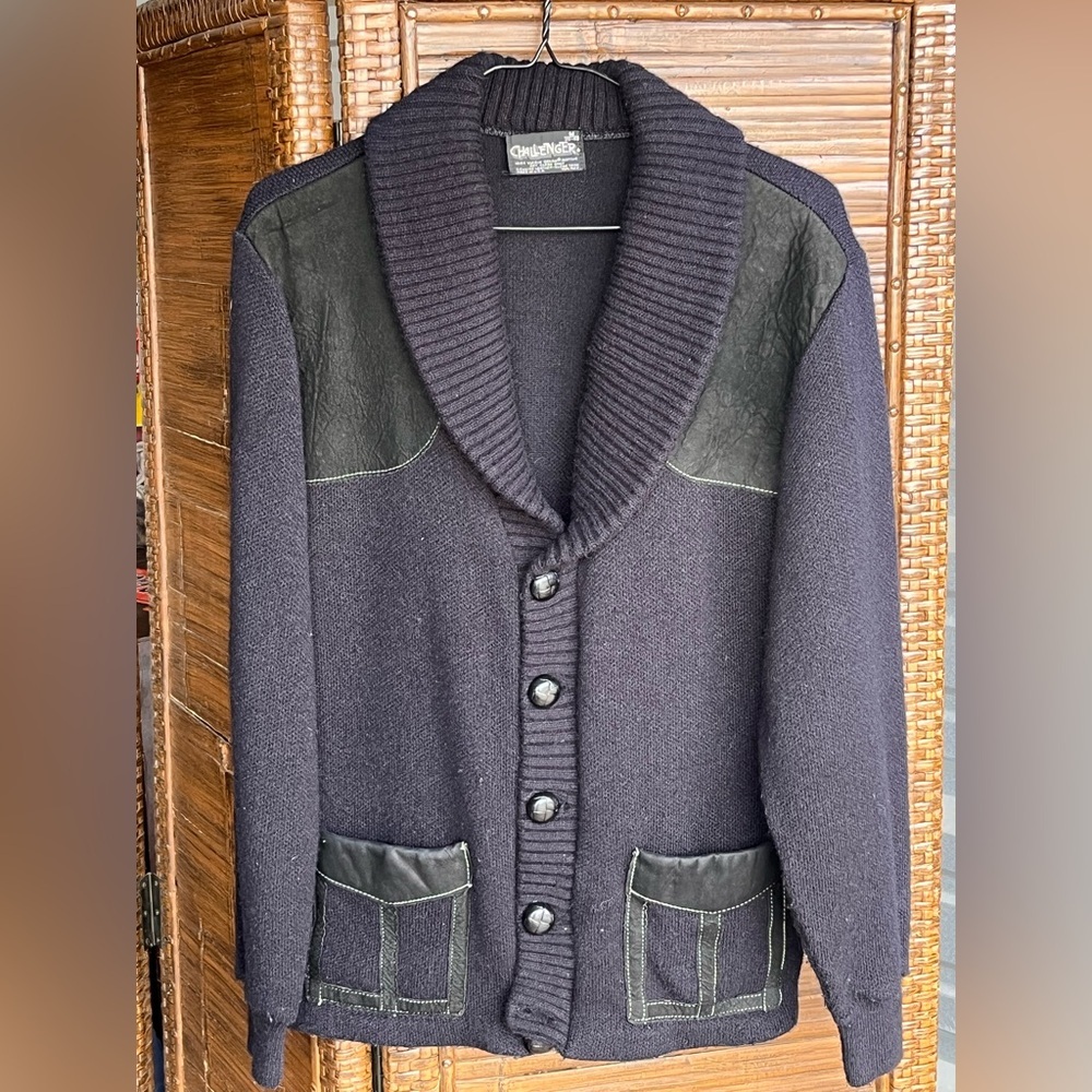 Challenger Mens Sweater Jacket Medium